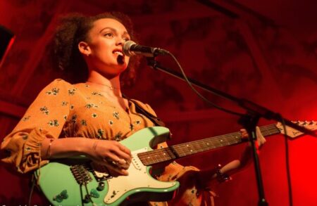 fiona apple and tracy chapman vocally